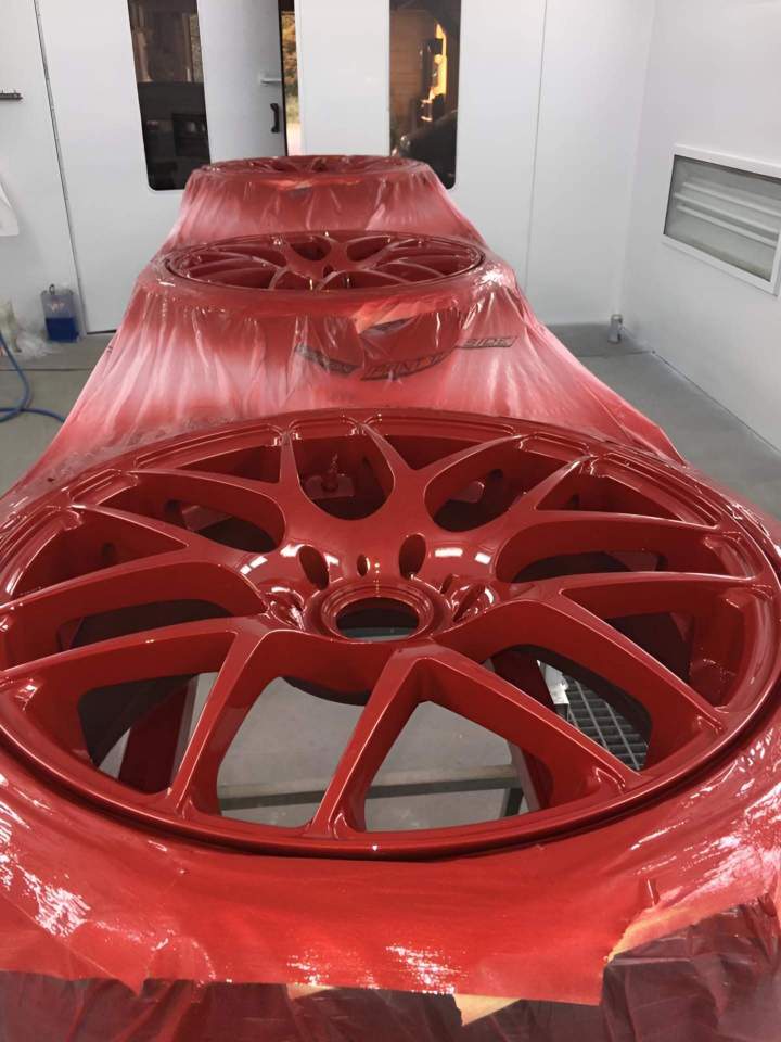 Spécialiste en peinture de jantes auto et moto.